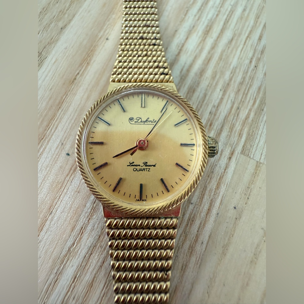 Dufonte Lucien Piccard ladies gold tone dress watch NEW BATTERY